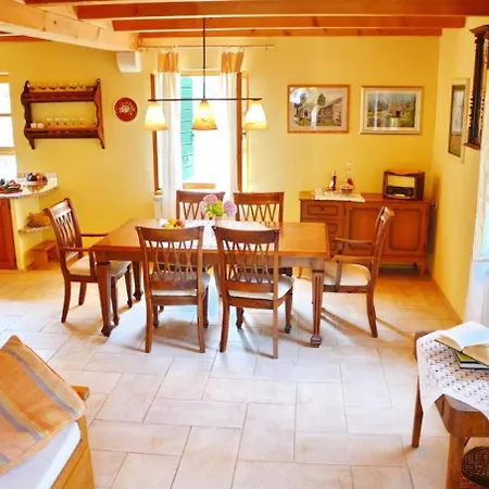 Holiday House With 3 Bedrooms - Twin House * Vrisnik