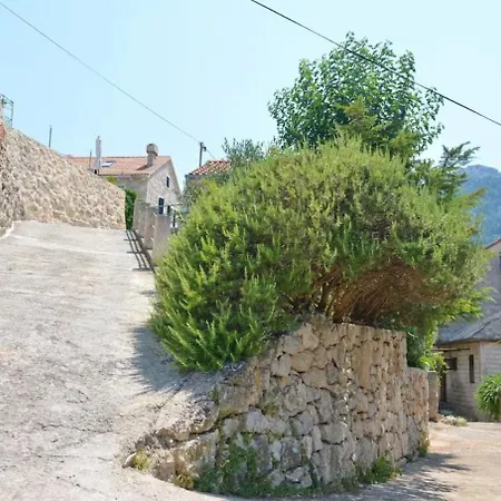 Holiday House With 3 Bedrooms - Twin House Hébergement de vacances *