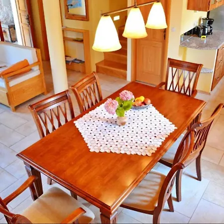 Holiday House With 3 Bedrooms - Twin House * Vrisnik