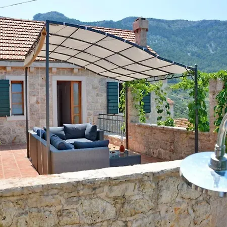 Holiday House With 3 Bedrooms - Twin House *